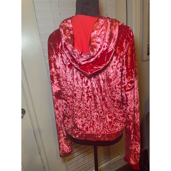 Fabletics Women's Zip Up‎ Hoodie Jacket Red Velour Size 1x Casual - Picture 2 of 11